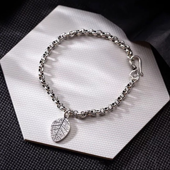 VINTAGE 925 STERLING SILVER LEAF PENDANT BRACELET - Picture 3 of 9